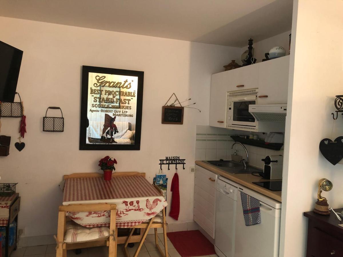 Studio En Rez De Jardin -"Le Petit Nid" A Trouville Exterior foto